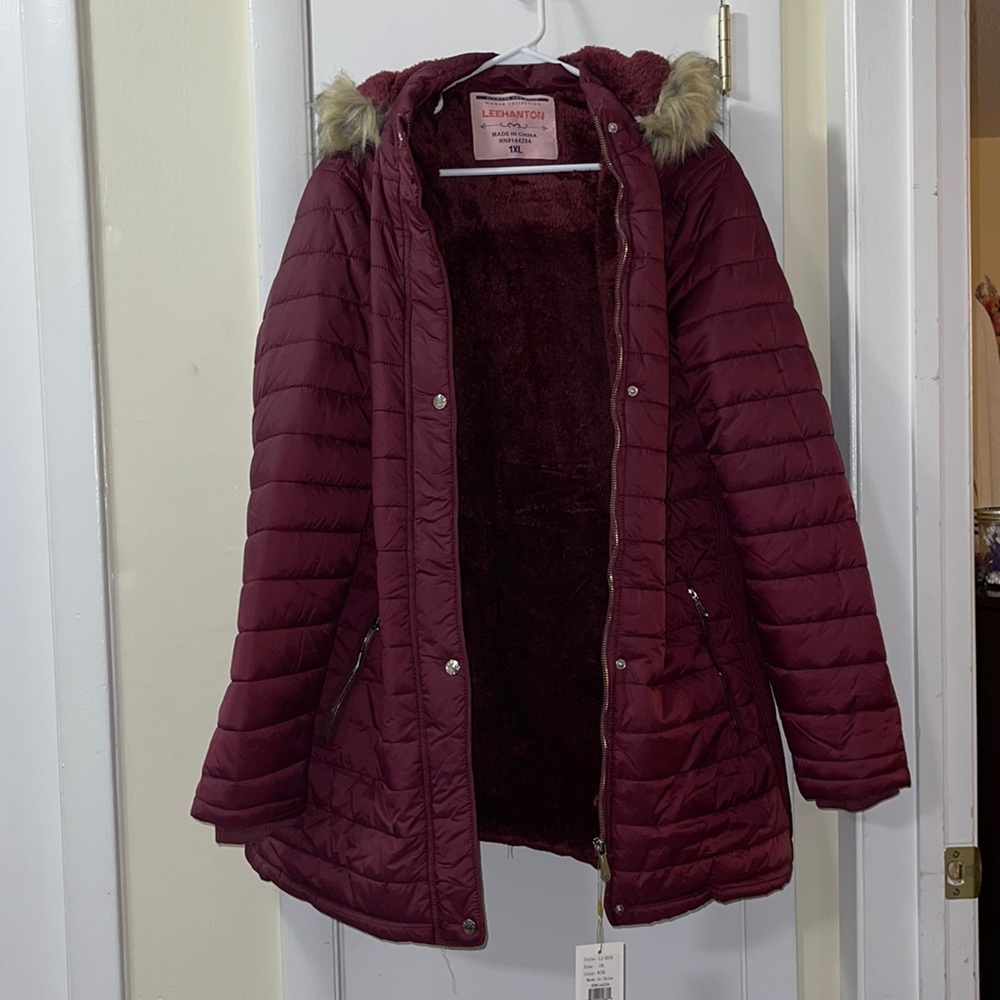Woman’s jacket. New. Size 1XL. Wine color.